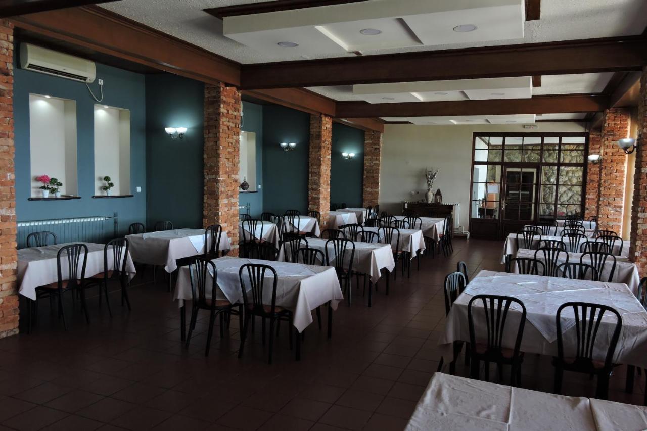 Lakeview Hotel And Resort Otesevo Kültér fotó