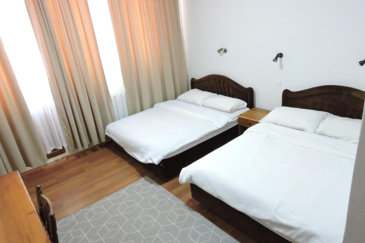 Lakeview Hotel And Resort Otesevo Kültér fotó